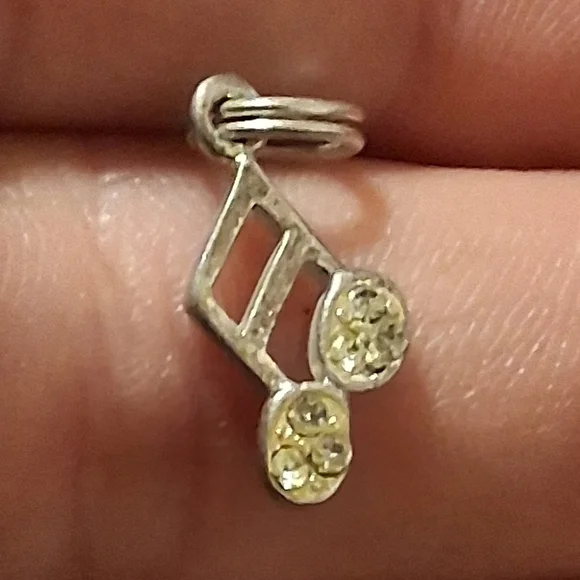 Silver Music Note Pendant 925. - Picture 2 of 8